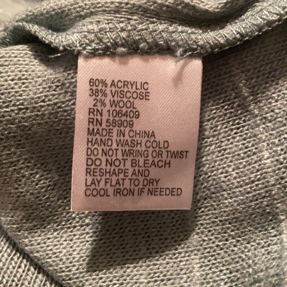 ❤ Gianni Bini Large Crop top - Picture 5 of 5